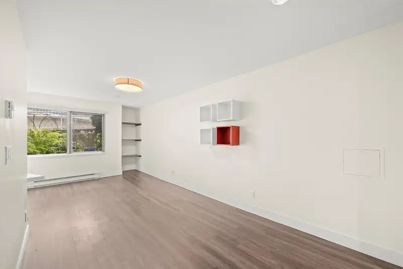 103 210 CARNARVON STREET - photo 3 of 21