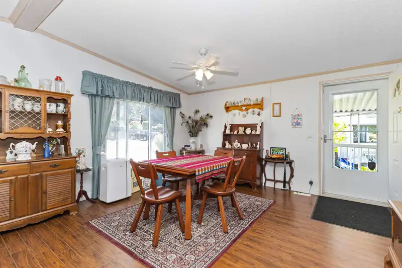 14 2035 MARTENS STREET - photo 4 of 19