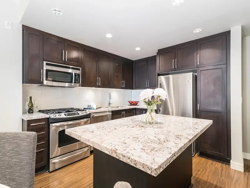 115 15428 31 AVENUE - photo 3 of 40