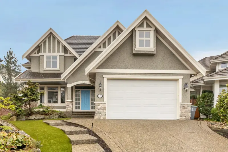 15450 37B AVENUE - photo 1 of 25