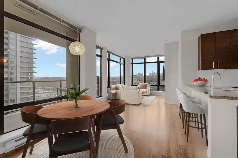 1701 2355 MADISON AVENUE - photo 2 of 25