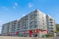 721 384 E 1ST AVENUE - thumbnail 1