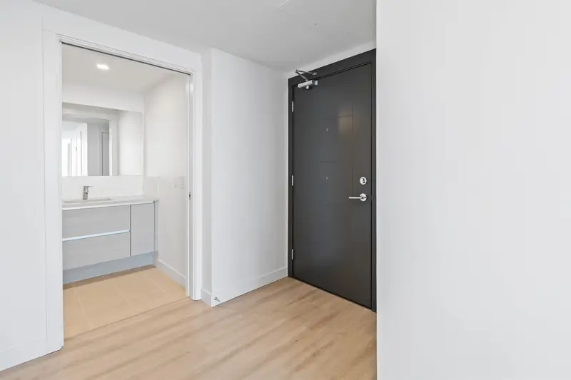 1307 823 CARNARVON STREET - photo 3 of 25