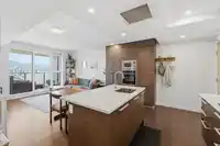 1711 285 E 10 AVENUE - thumbnail 14