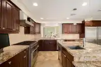 1393 MATHERS AVENUE - thumbnail 11
