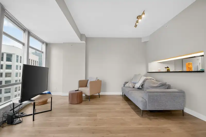 2205 1200 ALBERNI STREET - photo 4 of 28