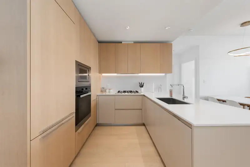 805 6622 PEARSON WAY - photo 2 of 24