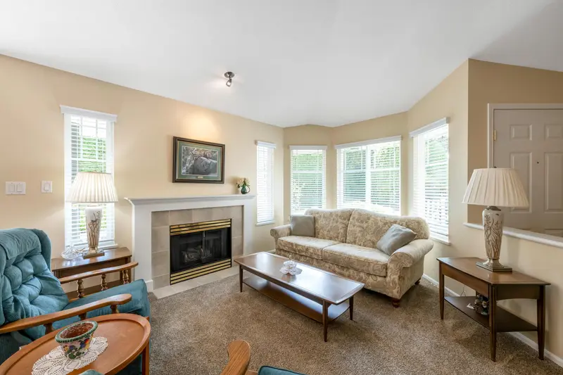 7 6488 168 STREET - photo 4 of 25