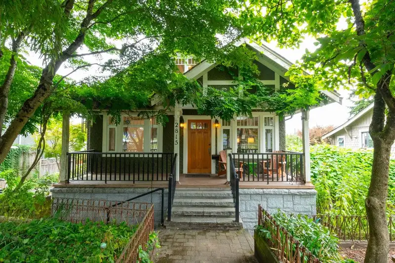 2815 YALE STREET - photo 1 of 40