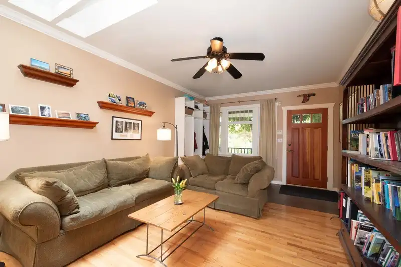 2815 YALE STREET - photo 3 of 40