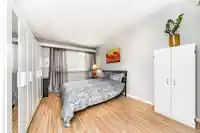 118 9847 MANCHESTER DRIVE - thumbnail 6
