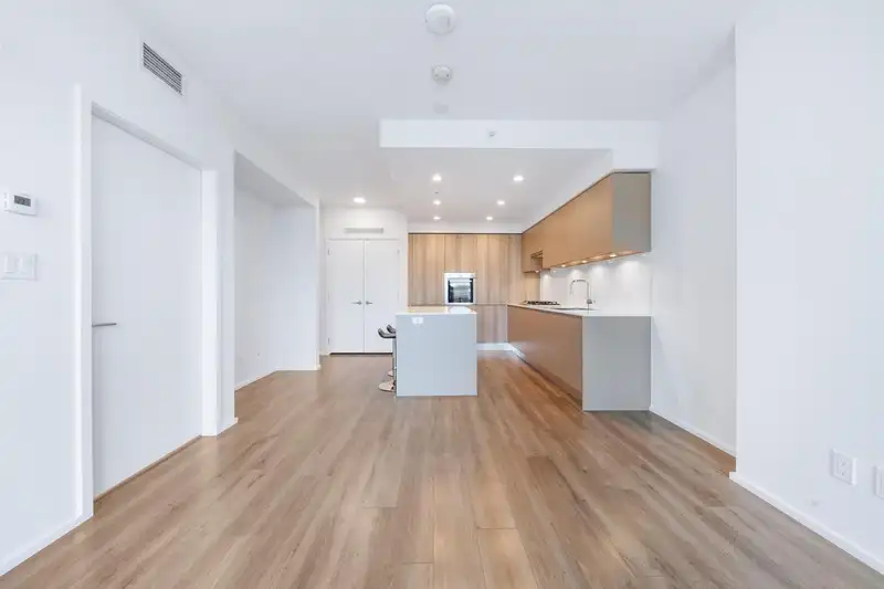 2402 3809 EVERGREEN PLACE - photo 1 of 20
