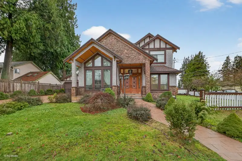 9543 119A STREET - photo 1 of 37