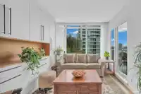 709 3355 BINNING ROAD - thumbnail 2