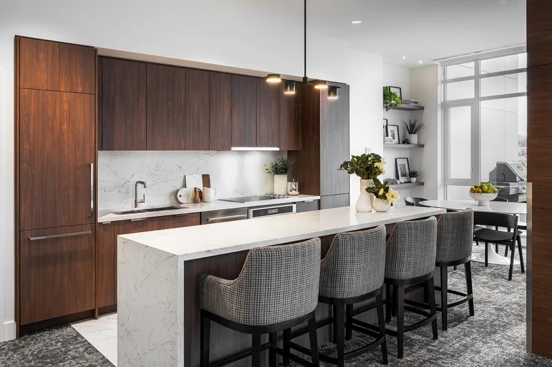 2904 7683 PARK CRESCENT - photo 3 of 5