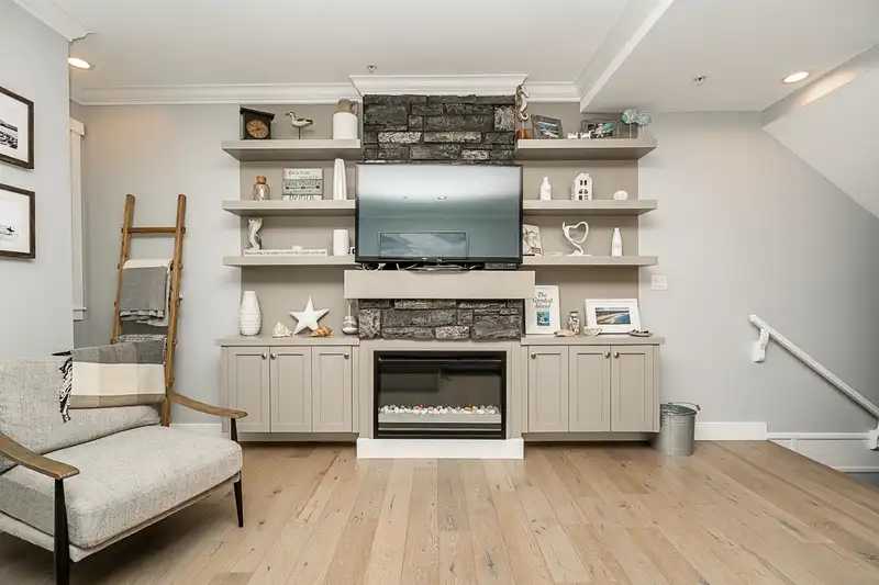 3 15118 THRIFT AVENUE - photo 4 of 34