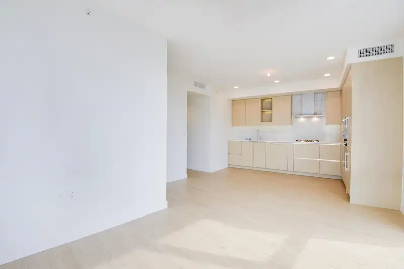 1588 87 NELSON STREET - photo 3 of 36
