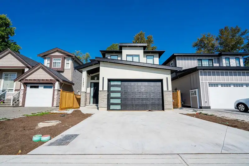 11551 80 AVENUE - photo 1 of 1