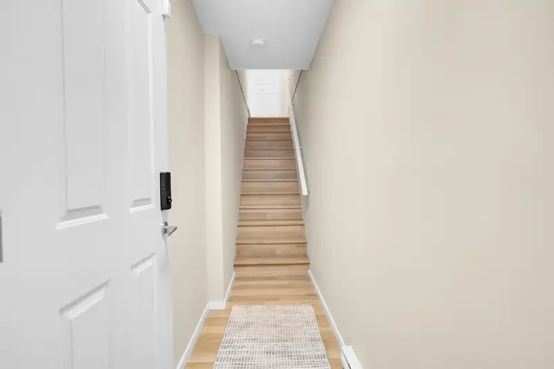 90 15155 62A AVENUE - photo 2 of 40