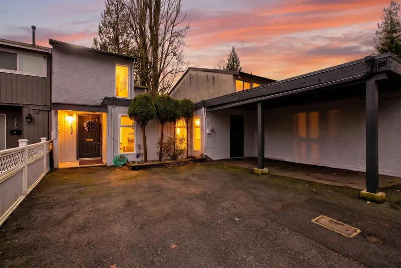 3008 FIRBROOK PLACE - photo 1 of 25