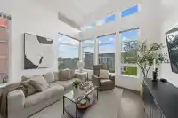 502 3263 PIERVIEW CRESCENT - thumbnail 1