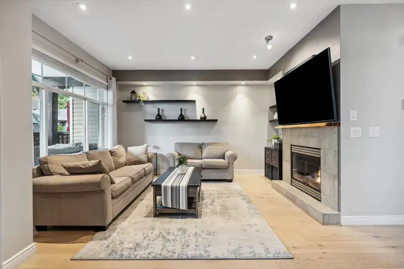 6 50 PANORAMA PLACE - photo 3 of 24