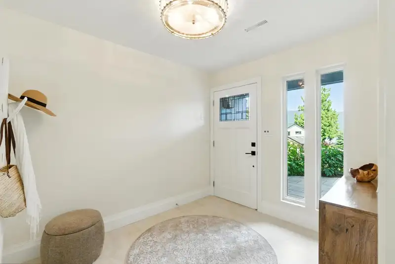 2059 CLIFFWOOD ROAD - photo 4 of 37