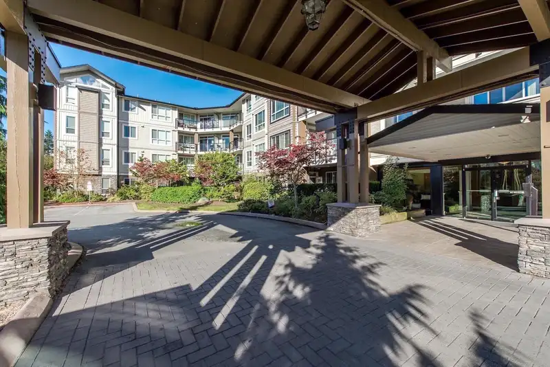 202 32729 GARIBALDI DRIVE - photo 3 of 37