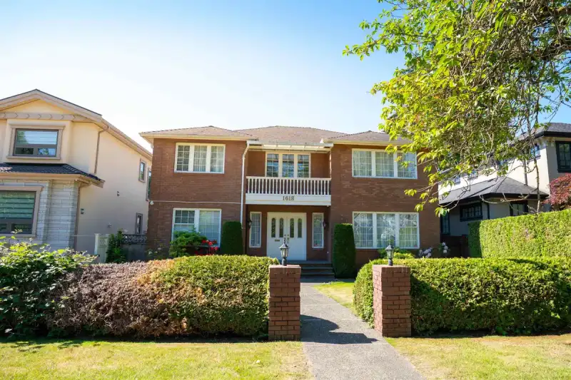 1618 W 62ND AVENUE - photo 1 of 20