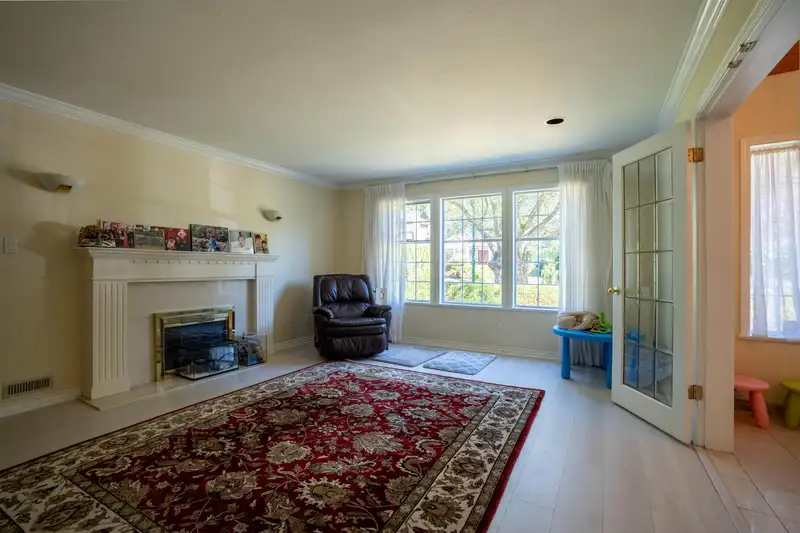 1618 W 62ND AVENUE - photo 4 of 20
