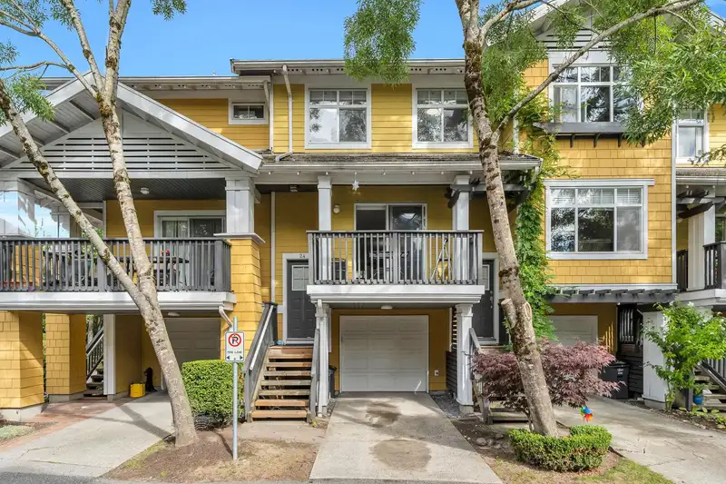 24 15233 34 AVENUE - photo 1 of 33