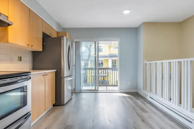 24 15233 34 AVENUE - photo 4 of 33