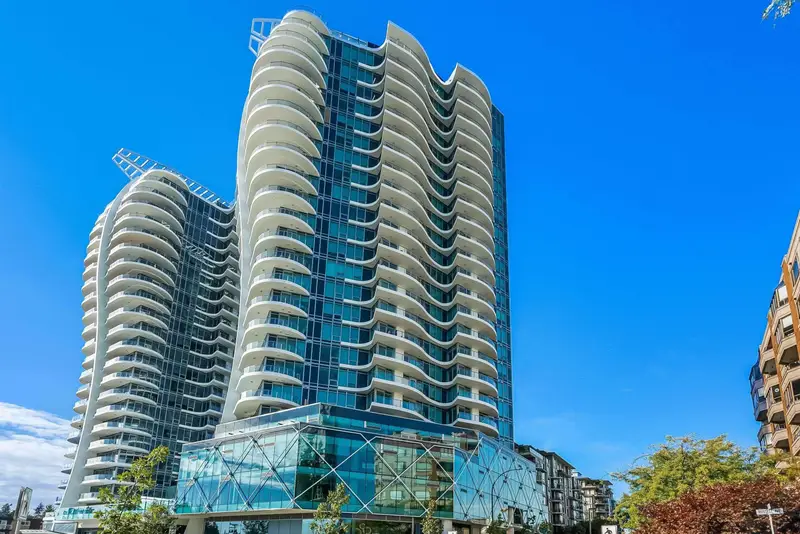 1201 1501 FOSTER STREET - photo 1 of 25