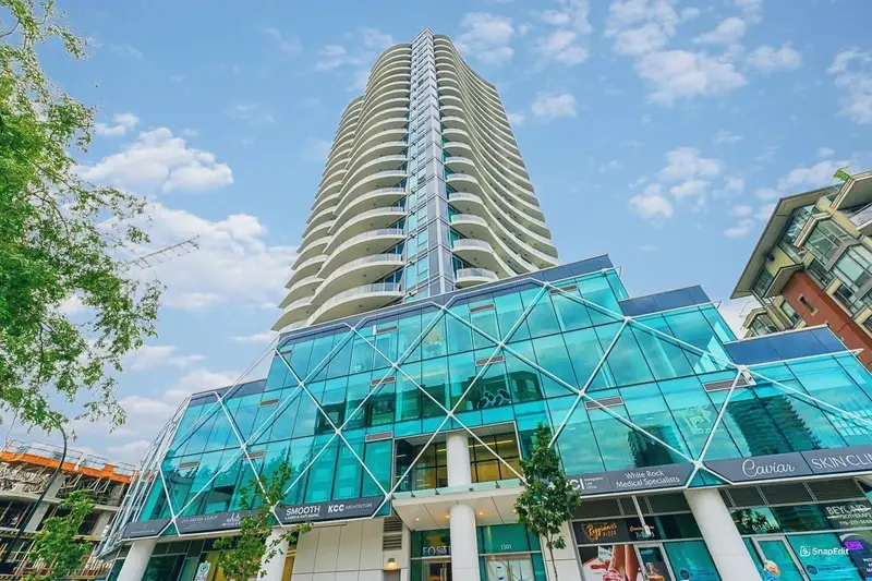 1201 1501 FOSTER STREET - photo 2 of 25