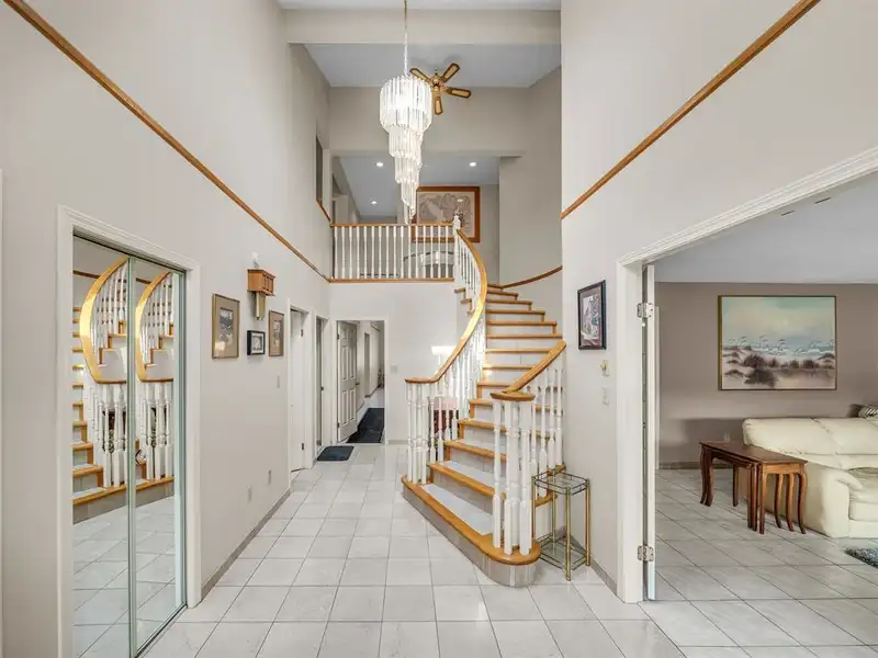 4461 PANDORA STREET - photo 2 of 34