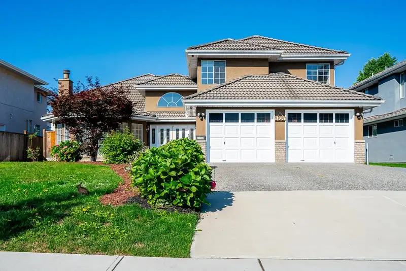 9681 157 STREET - photo 1 of 37