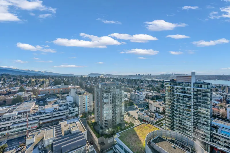 2301 125 E 14TH STREET - photo 3 of 25