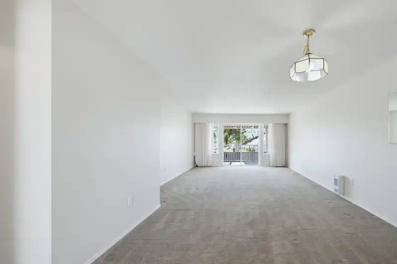 86 32691 GARIBALDI DRIVE - photo 1 of 37