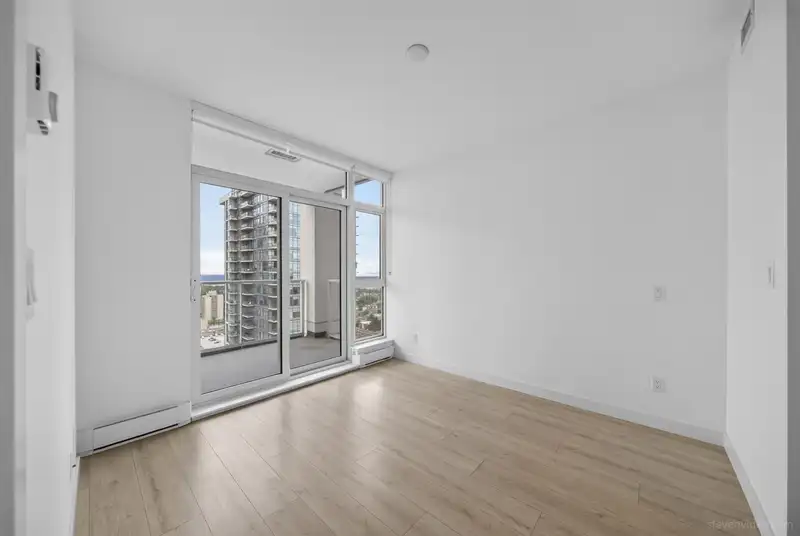 3008 6080 MCKAY AVENUE - photo 4 of 39