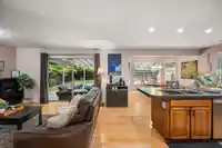20357 91A AVENUE - thumbnail 16