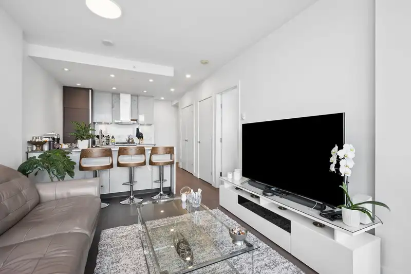 3807 4670 ASSEMBLY WAY - photo 4 of 32