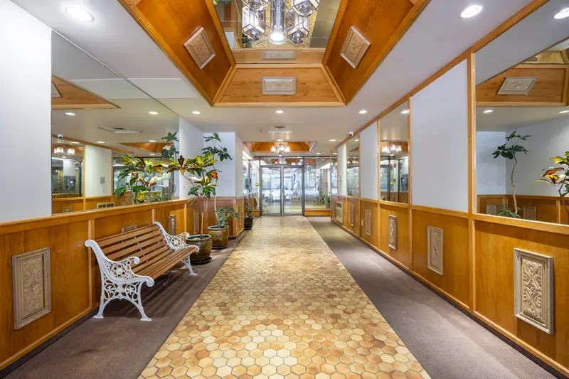 502 534 SIXTH STREET - photo 2 of 25