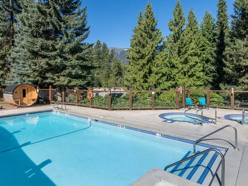 423 4200 WHISTLER WAY - photo 3 of 30