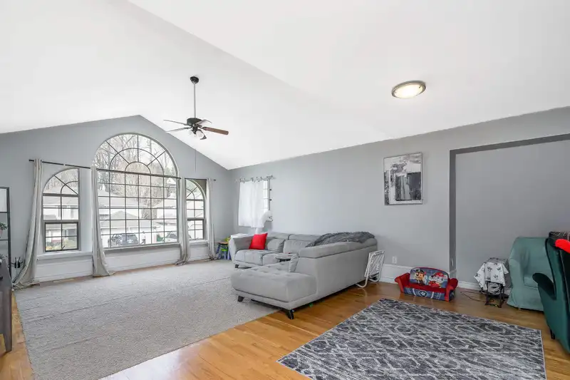 32958 HARWOOD PLACE - photo 4 of 40