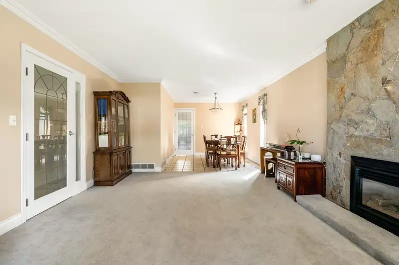 10660 CANSO CRESCENT - photo 2 of 12