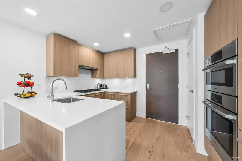 306 2707 LIBRARY LANE - photo 4 of 34