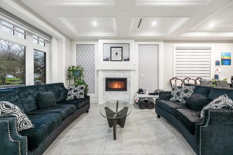 1176 E 60TH AVENUE - photo 4 of 25