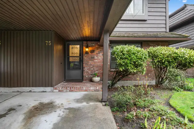 75 8111 SAUNDERS ROAD - photo 3 of 40