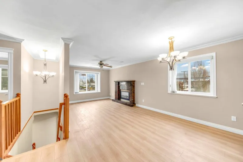 6698 UNION STREET - photo 4 of 25