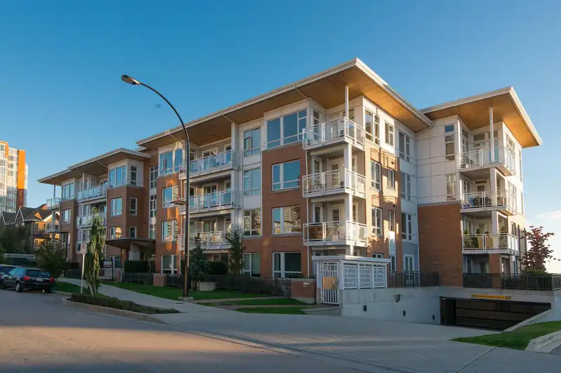 307 217 W 8TH STREET - photo 1 of 33